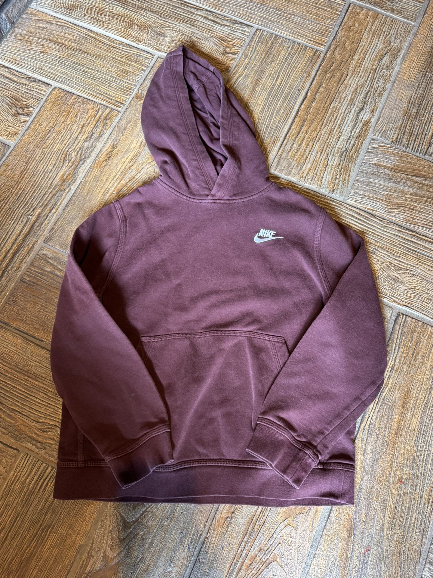 Nike Size Youth Medium