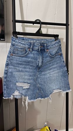American Eagle distressed skirt