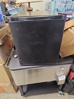 Room Refrigerator