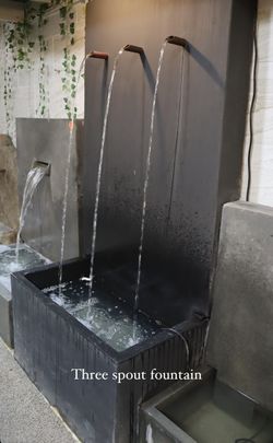 Modern Fountain 3 Pipes