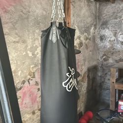new never used punching bag full size