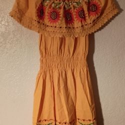 Girl Traditional Mexican Dress 9/10