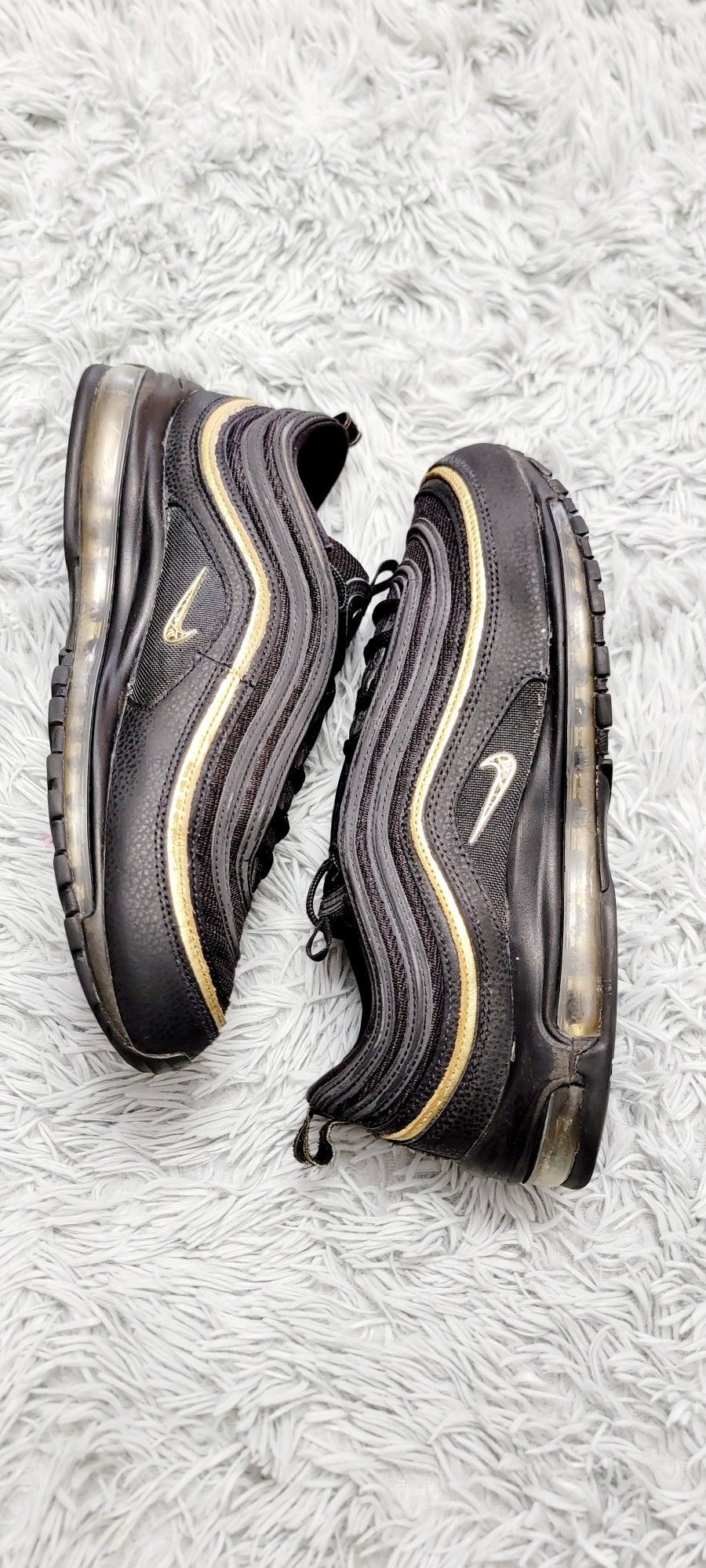 Size 11 Nike Men Air Max 97 Black Metallic Gold DC2190-001.