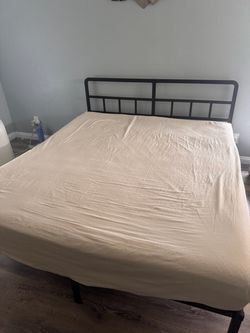 KING SIZE MATTRESS W/ Metal Bed Frame