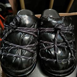 Women’s Platform Slip On Black UGG Size 10