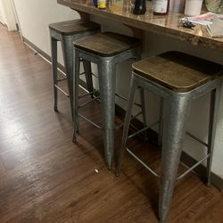 Bar Stools 