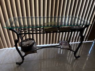 Entry table
