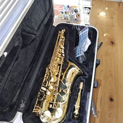 Saxophone With Hard Case