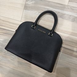  NEW Black Michael Kors Bag - Gold Hardware