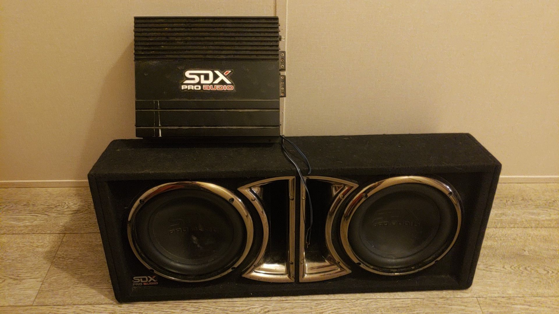 Sdx pro audio 10" sub and 2 channel amp