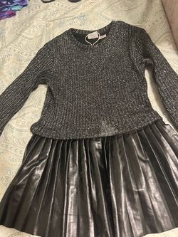 Girls 2-Piece Metallic Top and Pleated Skirt Set