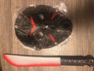Halloween Costume Mask and Fake Knife Set