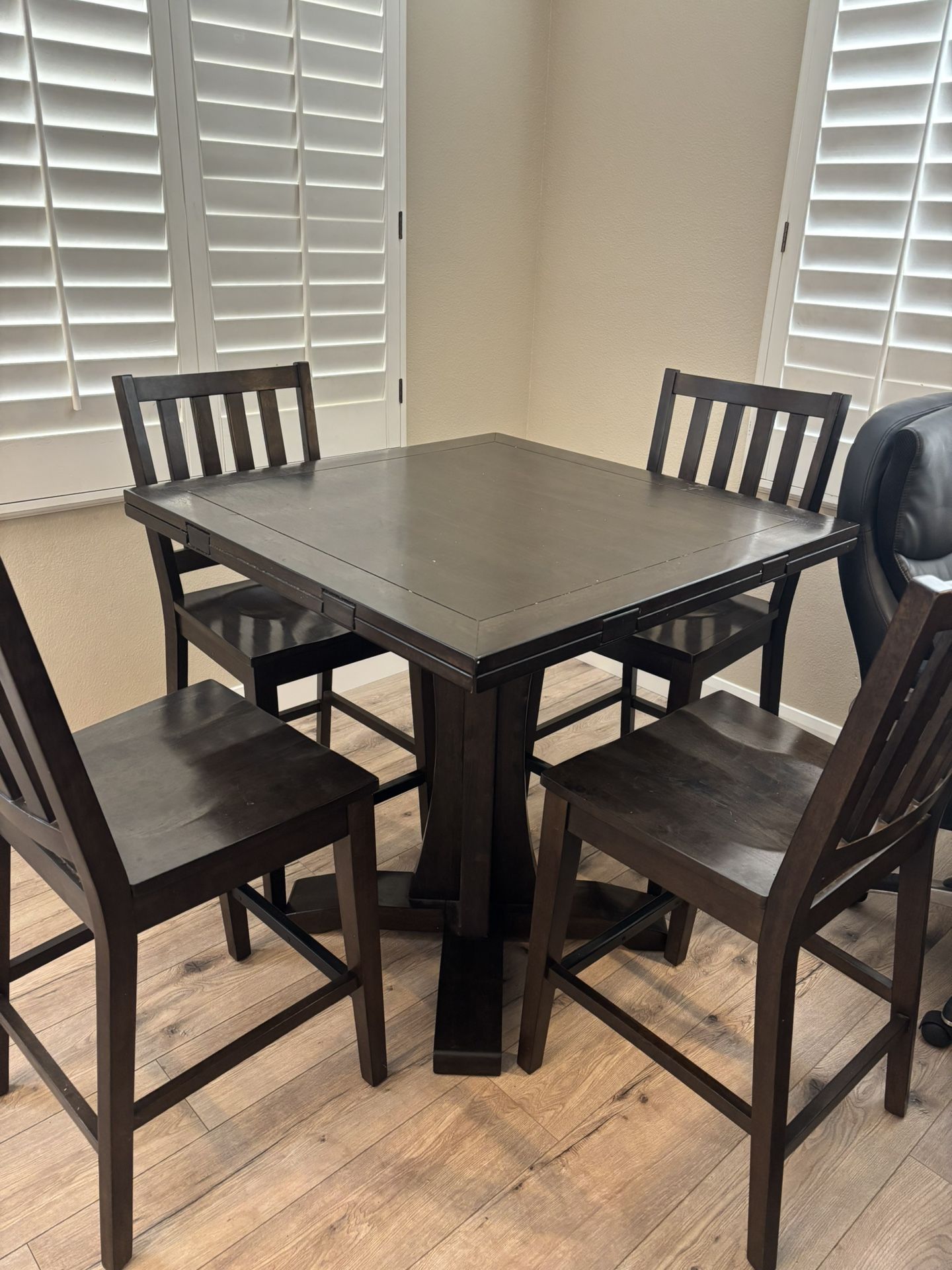 Dining Table Set 