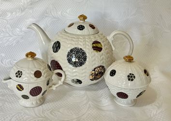 Anthropologie Spots Of Tea Teapot Set