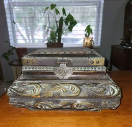 Vintage Wooden Jewelry Box Treasure Chest