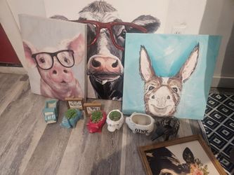 Farm animal decor