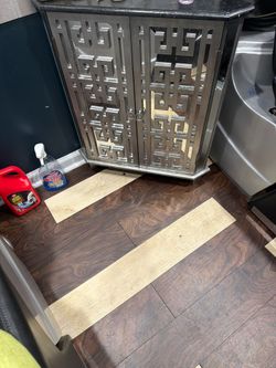 Two corner glass in Wood cabinets