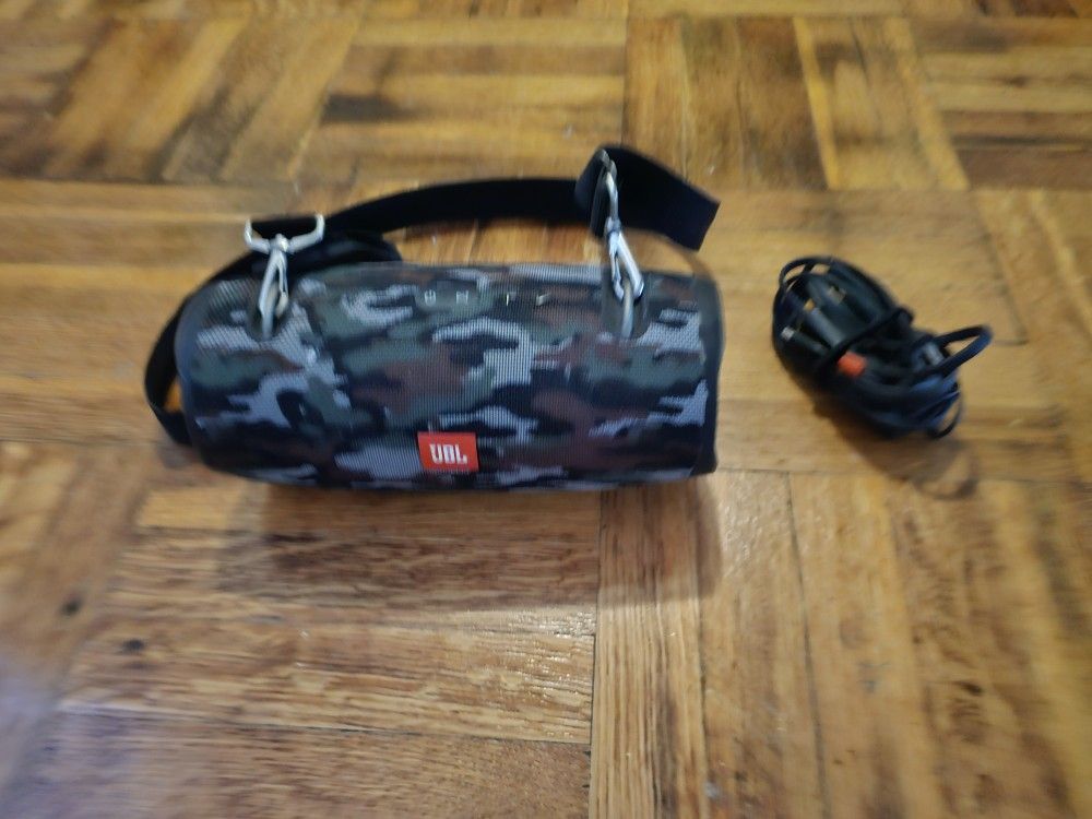 JBL Extreme Boombox Bluetooth Speaker