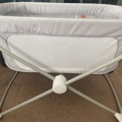 Fisher Price Bassinet 