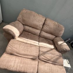 Love Seat (Reclinable)