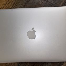 MacBook Air (13-inch, Early 2015)