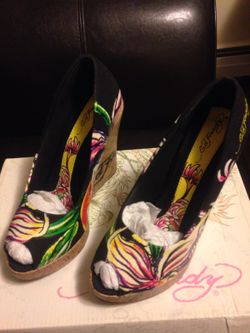 Ed hardy wedges size 5