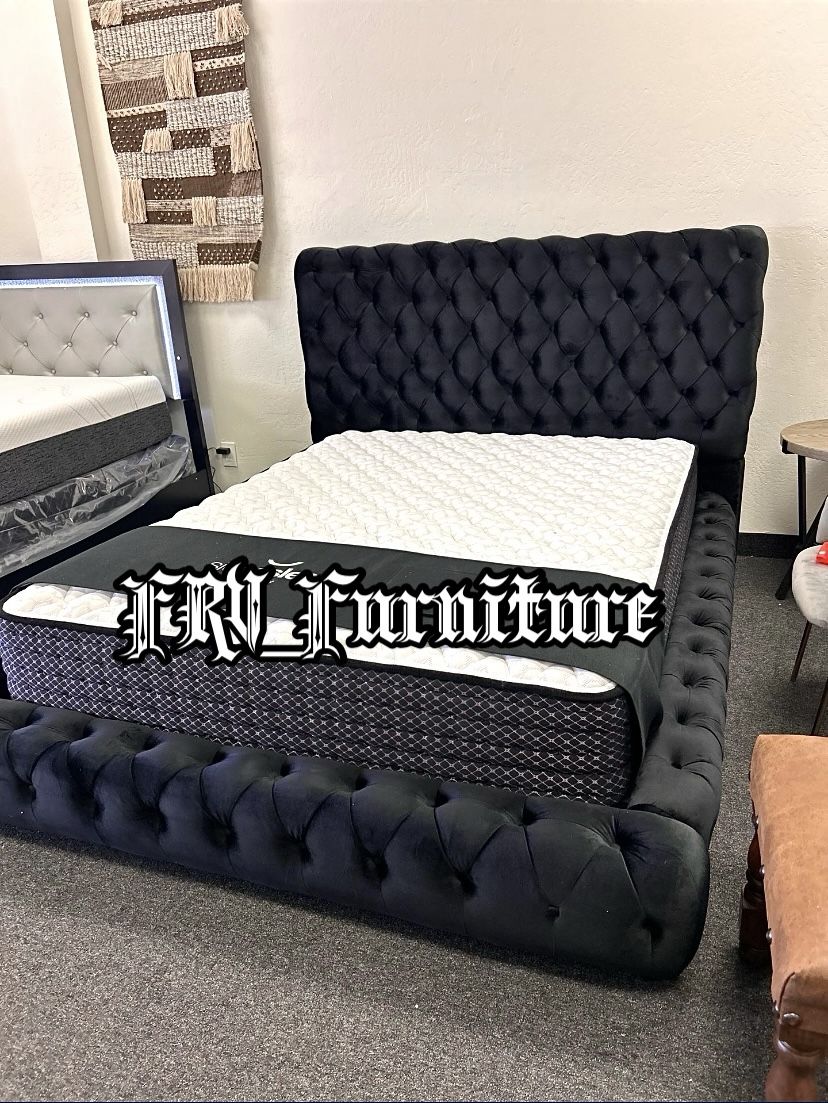 New Queen Bed Frame With Mattress 