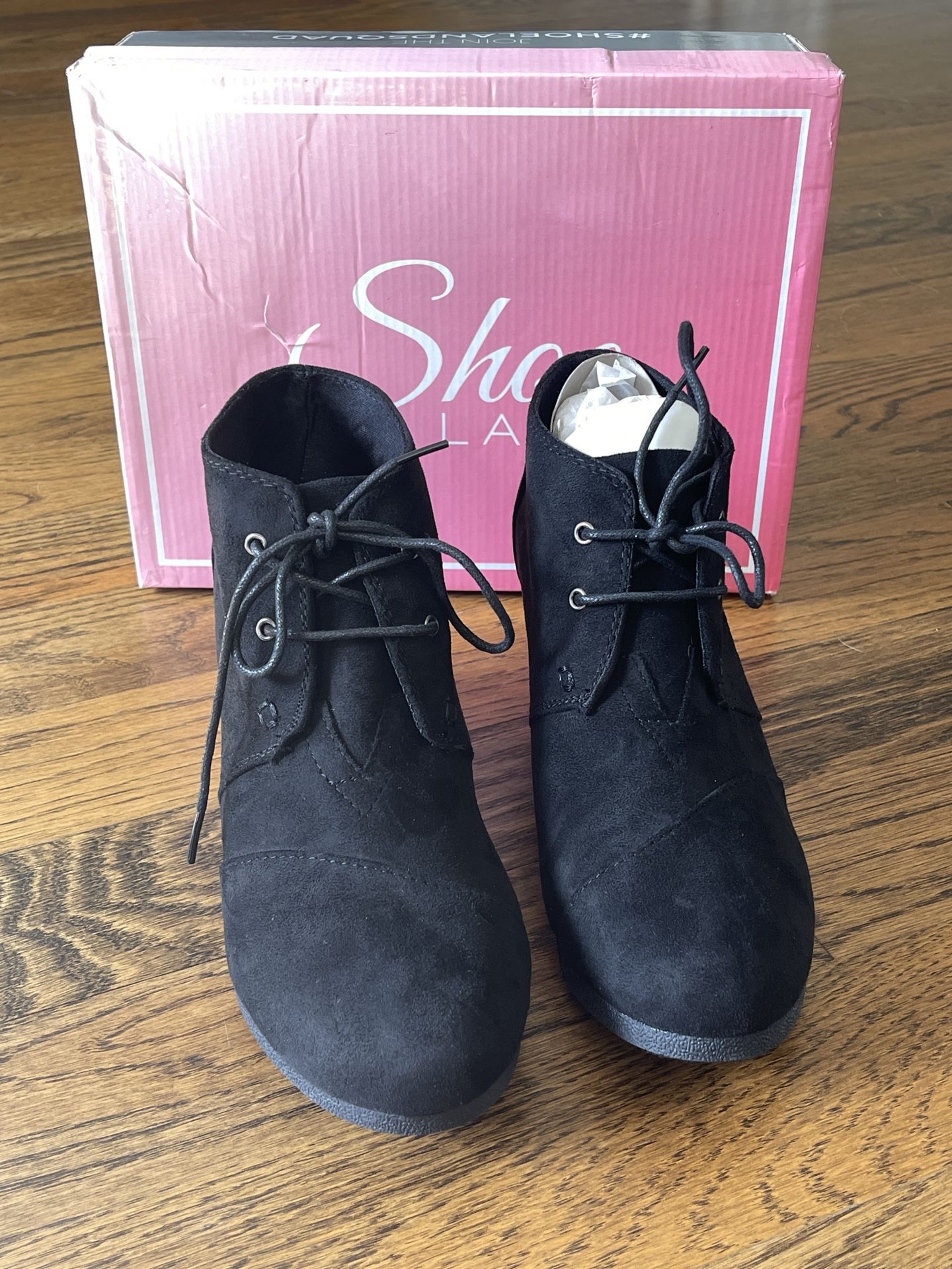 Womens HerStyle Corlina-Round toe, wedge heel booties (Black) Size:9