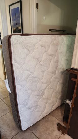 Mattress & Box spring (FULL)