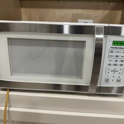 Hamilton Beach Microwave