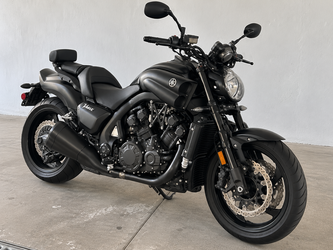 2020 Yamaha VMAX — Final Model Year — Clean Title, Well Maintained