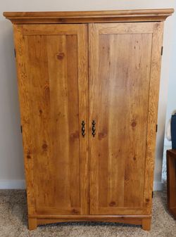 FREE Sauder Harvest Mill Computer Hutch Desk