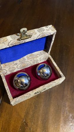 VINTAGE CHINESE BAODING BALLS
