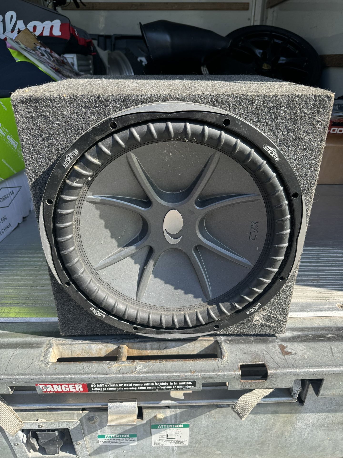 12 Inch Kicker And 2 6x8 Car Speakers