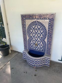 Stunning Moroccan Mosaic Tile Wall Water Fountain - As-Is / Untested