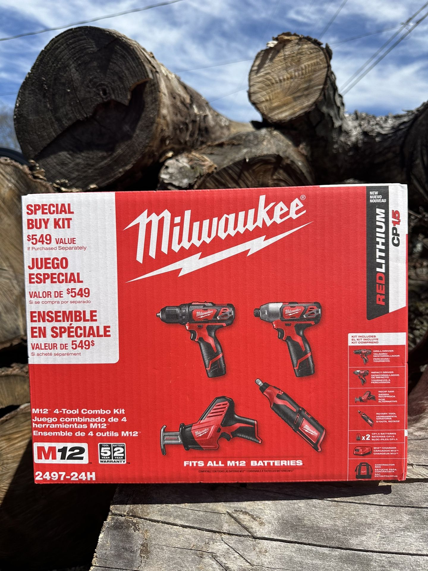 Milwaukee M12 12V Lithium-lon Cordless 4-Tool Combo Kit with (2) Compact 1.5Ah Batteries and Charger