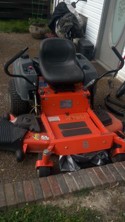 Husqvarna 54in zero turn