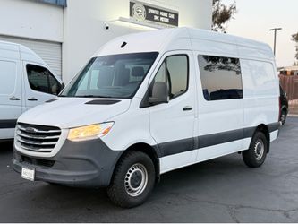 2019 Mercedes Benz Sprinter Cargo crew van 3.0l v6 diesel Rwd 341k