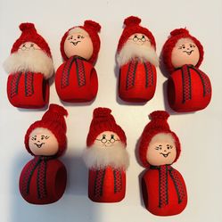 Scandinavian Christmas Napkin Rings, Set if 7.