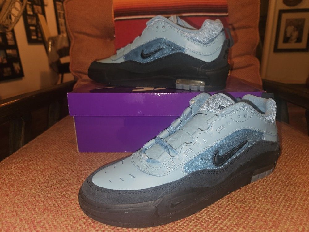 Nike SB Size 11 Brand New In The Box!