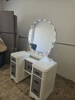 Refurbished Real Wood Vainity