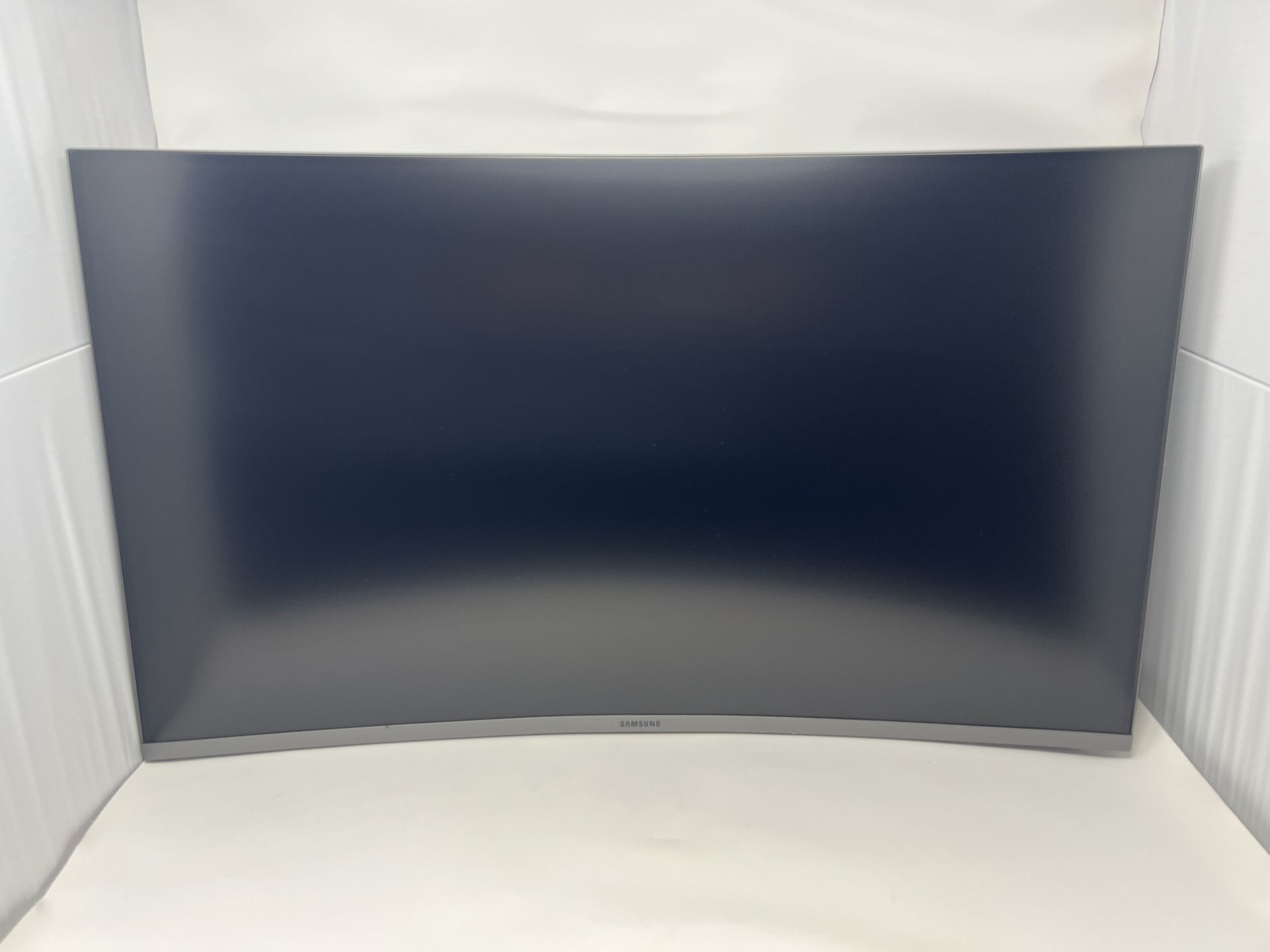 Samsung 32in Monitor 144Hz 2560 x 1440 - Model:C32JG56QQN