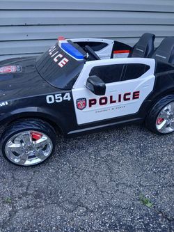 Kid Trax Dodge Charge Police Car
