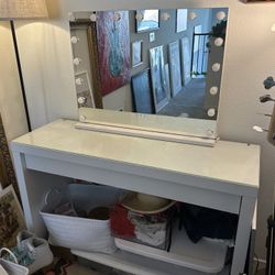 IKEA Malm Makeup Vanity Desk