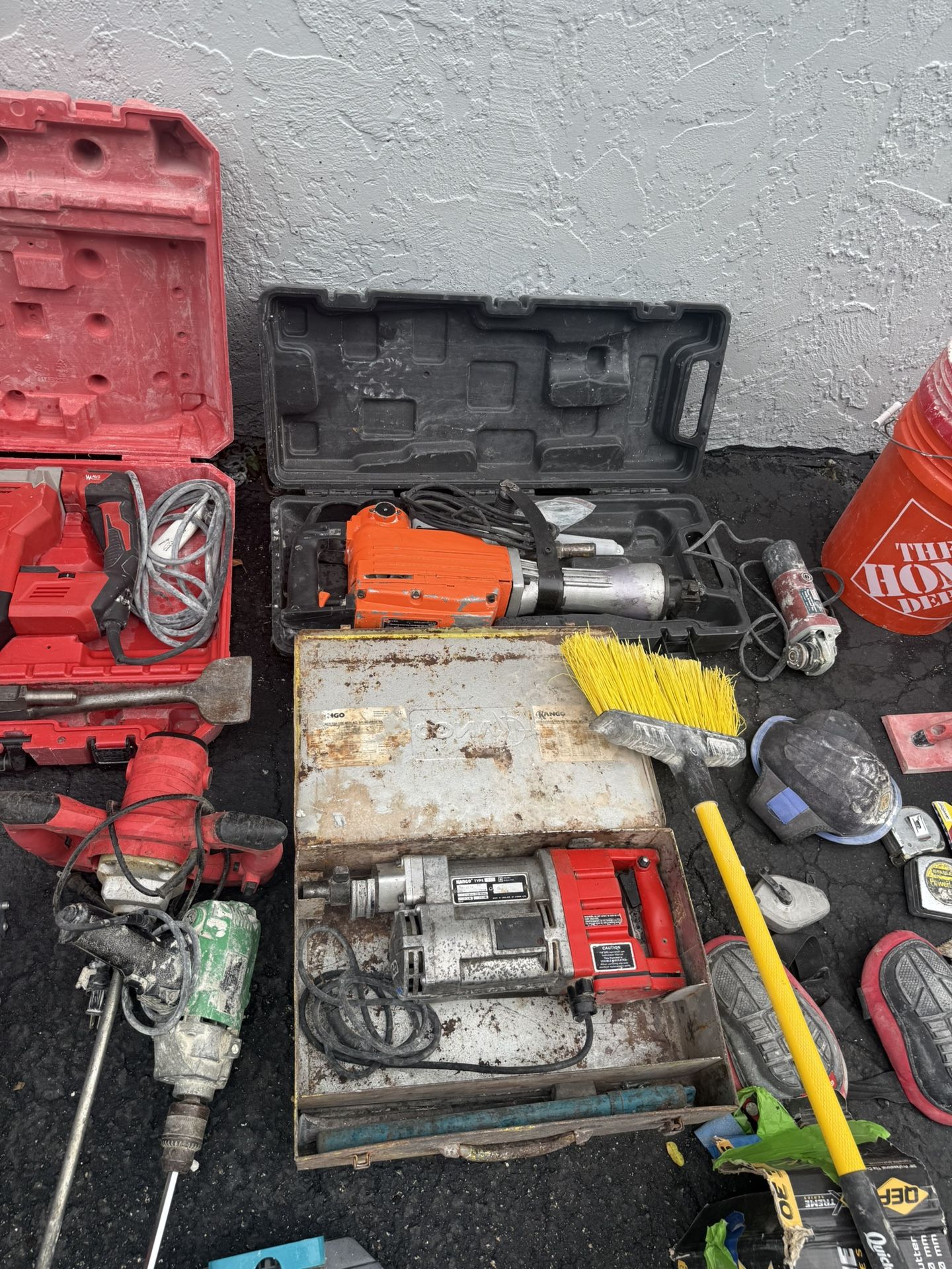 Wet Tile Cutters, Rotary Hammers.