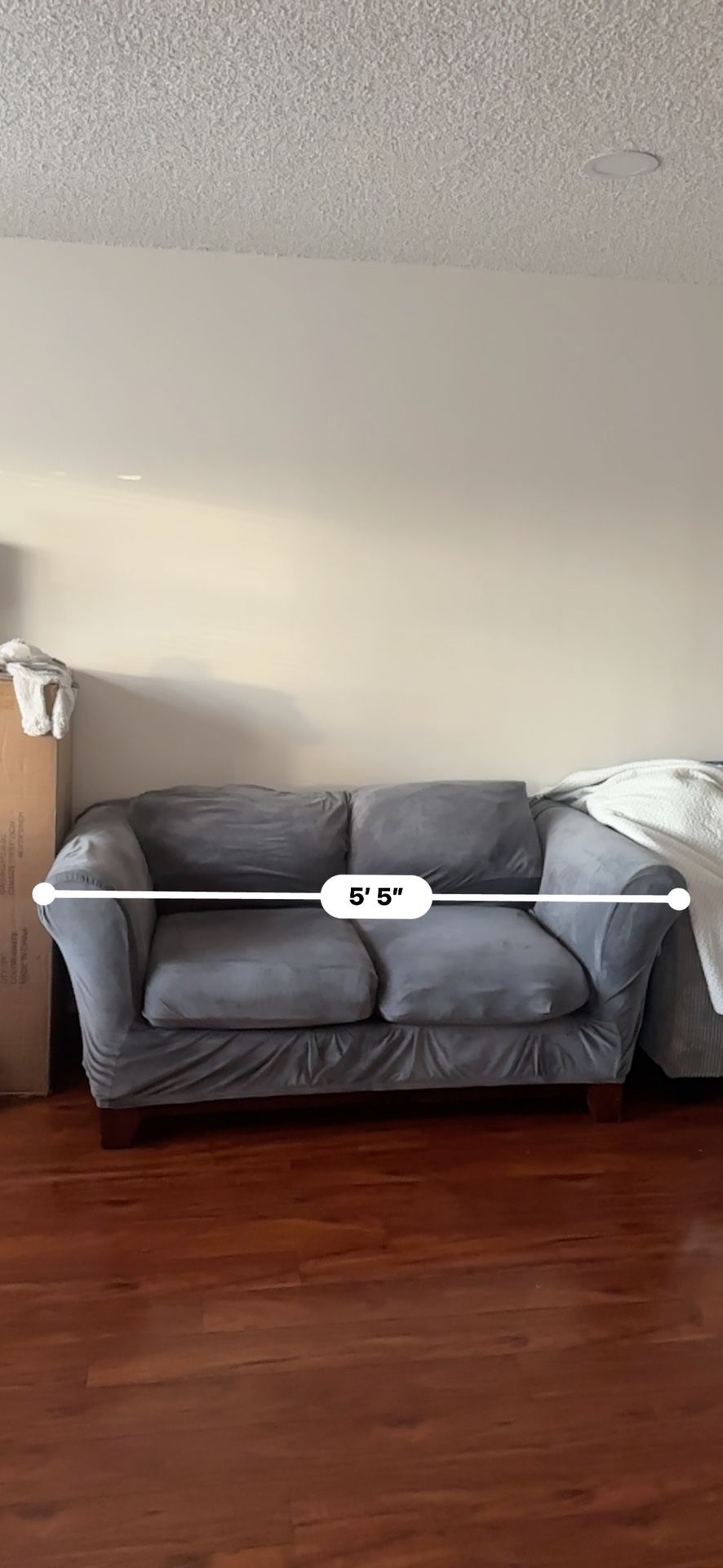 Loveseat- Good Condition 