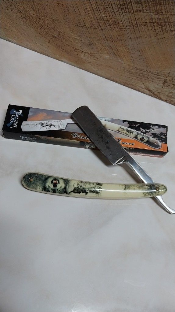 Tomahawk Brand Wolf Straight Razor