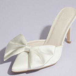 White Wedding Heels. Size 9