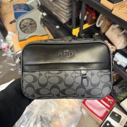 Men’s Coach Sidebag 