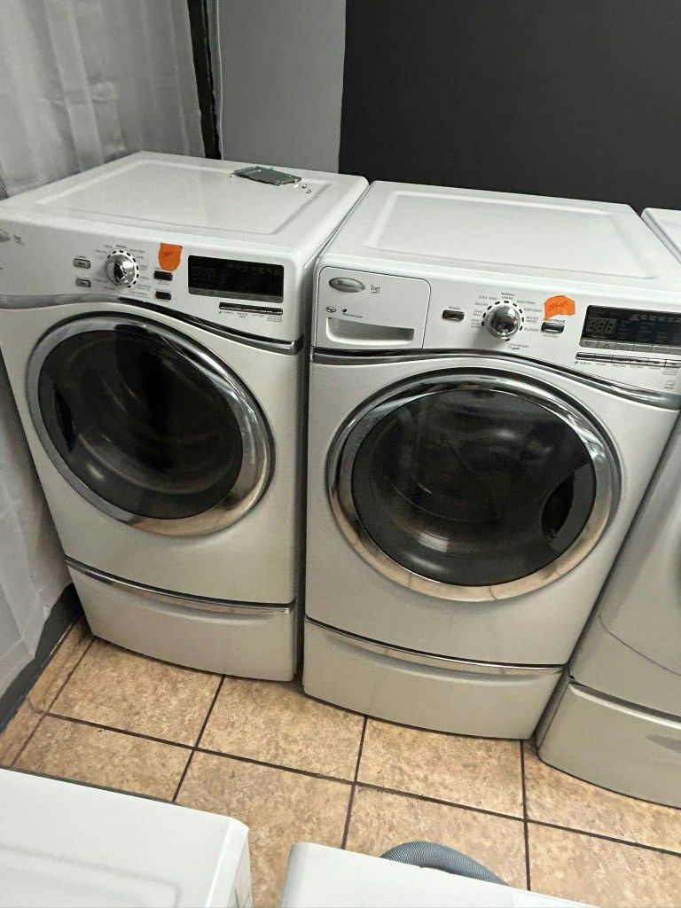 DELI VERY AVAIL ABLE! Whirl pool Was her Elec tric Dryer Set Xtra Lrg Capacity